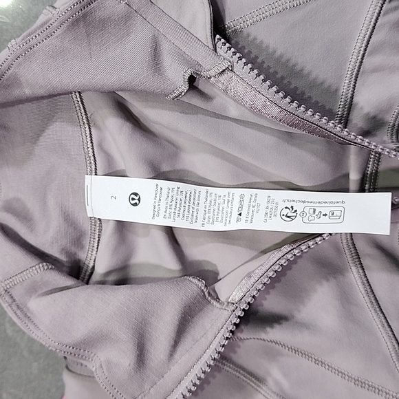 Lululemon Women's Define Gray Jacket - Picture 4 of 4